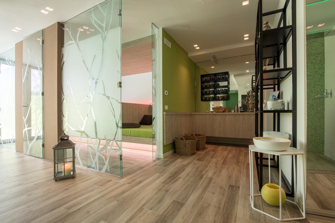 Energy Hotel Calceranica al Lago Dış mekan fotoğraf